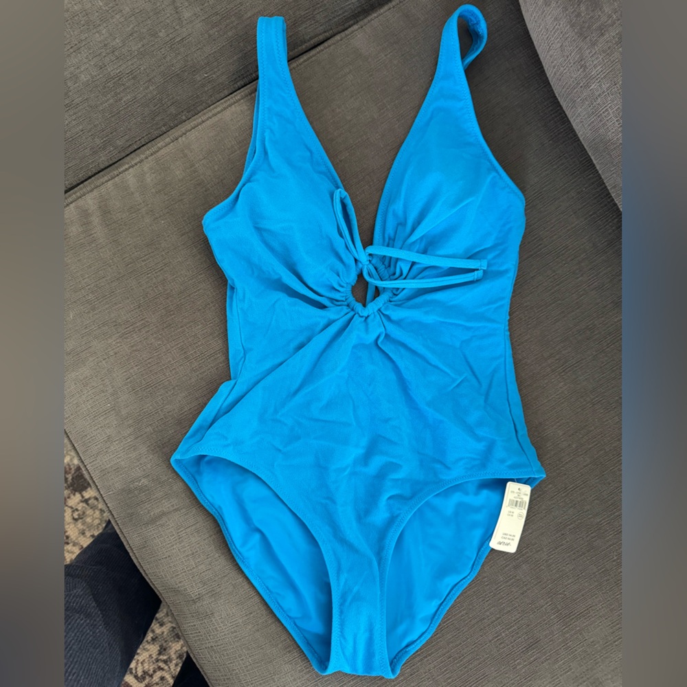 Aerie keyhole one piece (new with tags)